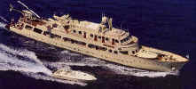 sw_on_yacht2_500.JPG (35391 bytes)